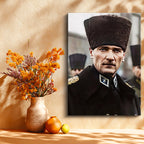 Dikey Kanvas Tablo Atatürk Resmi Üniforma Kalpaklı Bakış Atatürk Tablosu Ev Ofis Duvar Dekoru
