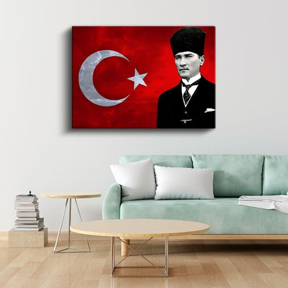 Kalpaklı Atatürk - Kırmızı Bayrak Fonlu Portre Kanvas Tablo