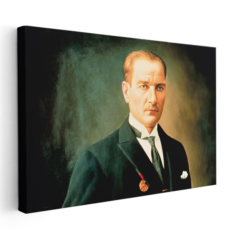 Yeşil Fonlu Atatürk - Madalyalı Resmi Portre Kanvas Tablo