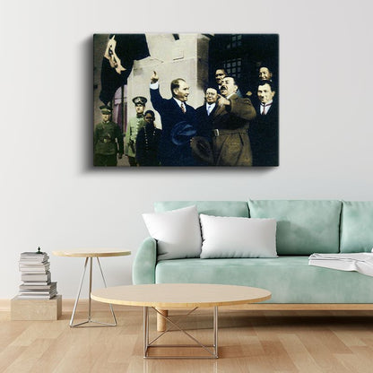 Atatürk ve Devlet Töreni - Selamlama Anı Kanvas Tablo
