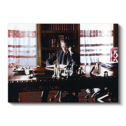 Atatürk ve Çankaya Köşkü - Liderlik Makamında Kanvas Tablo