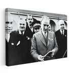 Yatay Kanvas Tablo Atatürk Heyetle Kitap İnceleme Atatürk Tablosu Ev Ofis Duvar Dekoru