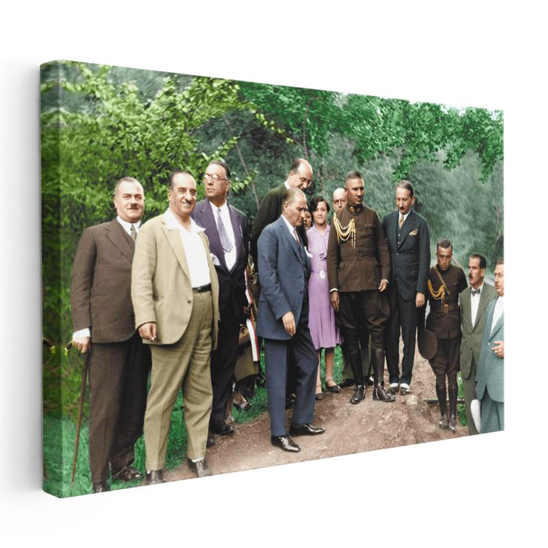 Yatay Kanvas Tablo Atatürk Doğa Yürüyüşü Atatürk Tablosu Ev Ofis Duvar Dekoru