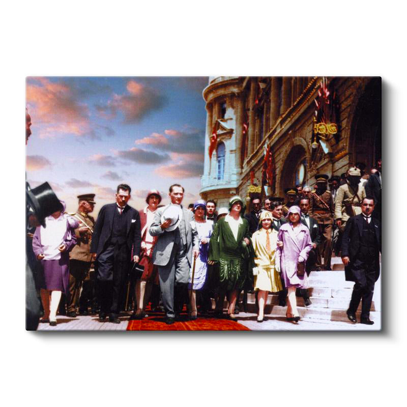 Yatay Kanvas Tablo Atatürk Kalabalık Merdiven İnişi Atatürk Tablosu Ev Ofis Duvar Dekoru