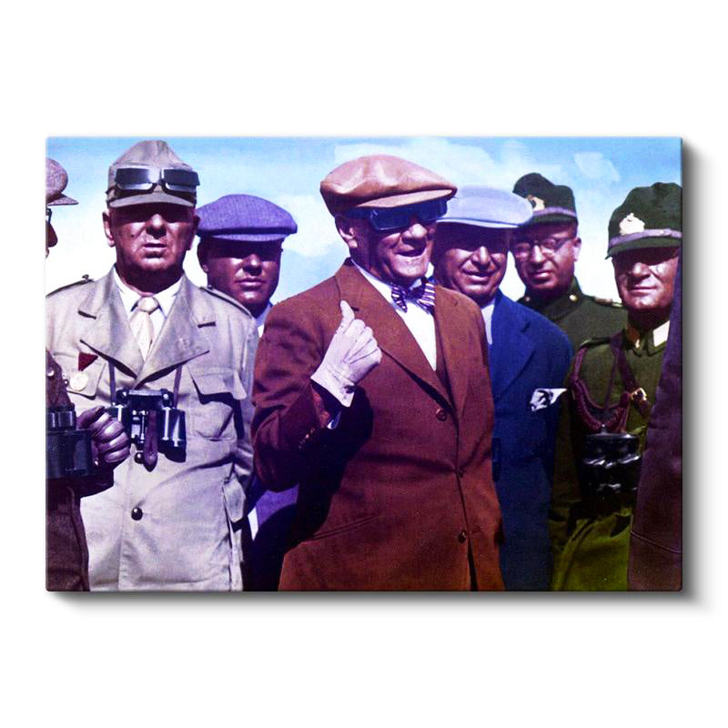 Yatay Kanvas Tablo Atatürk Gözlüklü Ve Kasketli Atatürk Tablosu Ev Ofis Duvar Dekoru