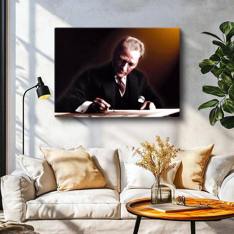 Yatay Kanvas Tablo Atatürk Masada İmza Anı Atatürk Tablosu Ev Ofis Duvar Dekoru