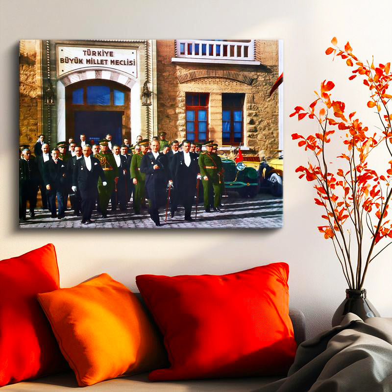 Yatay Kanvas Tablo Atatürk Ve Heyet Meclis Çıkışı Atatürk Tablosu Ev Ofis Duvar Dekoru