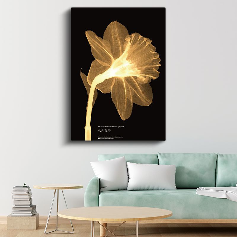 Altın Nergis - Siyah Fonda X-Ray Çiçek Kanvas Tablo