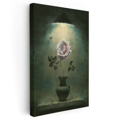 Işık Altında Gül - Mistik Atmosferli Çiçek Kanvas Tablo