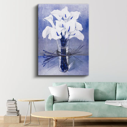 Beyaz Zambaklar - Mavi Fon Üzerinde Zarif Çiçek Aranjmanı Kanvas Tablo