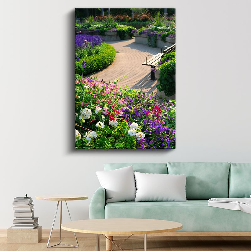 Bahçe Cenneti - Renkli Çiçeklerle Bezeli Patika Kanvas Tablo