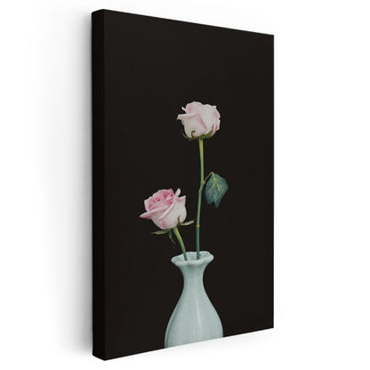 Zarif Güller - Minimal Siyah Zeminde Pembe Güller Kanvas Tablo