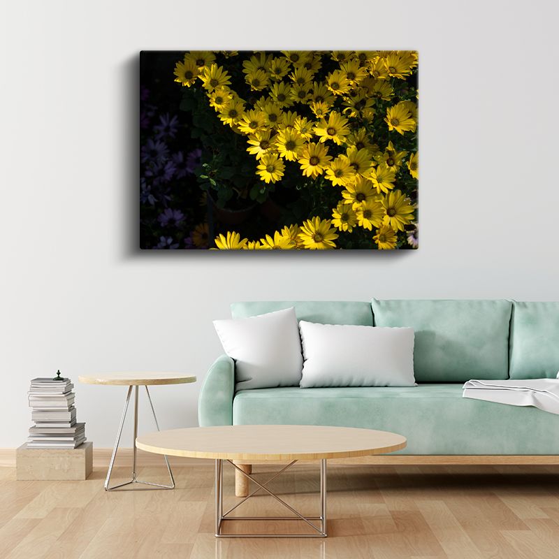Sarı Papatyalar - Koyu Fonda Parlak Çiçek Buketi Kanvas Tablo
