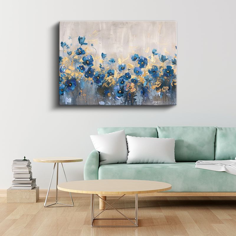 Petunya Çiçekleri - Mavi Yeşil Fonda Zarif Tasarım Kanvas Tablo