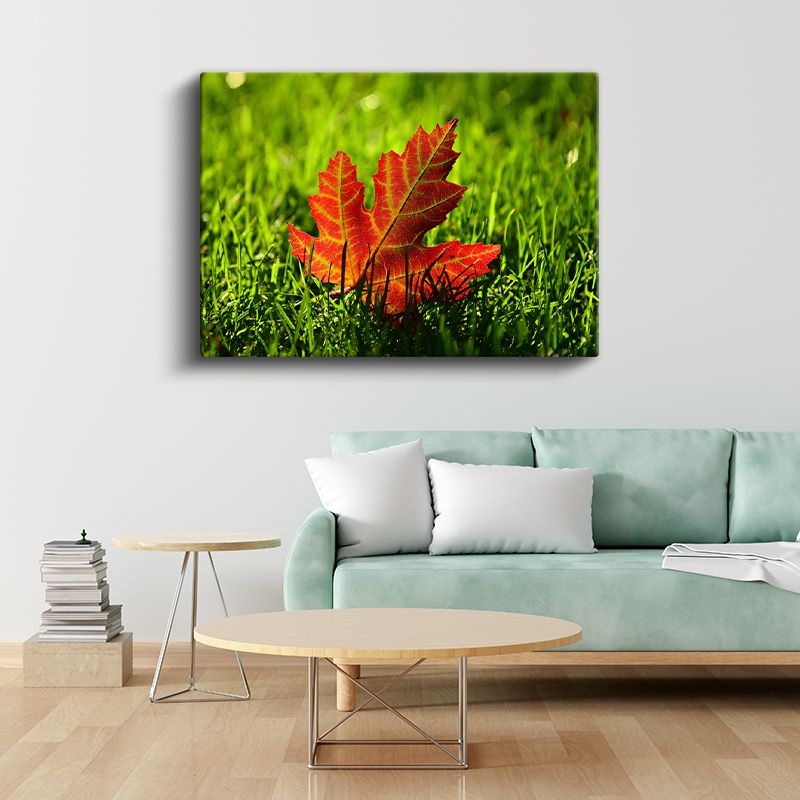 Sonbahar Yaprağı - Çimen Üzerinde Kızıl Detaylar Kanvas Tablo