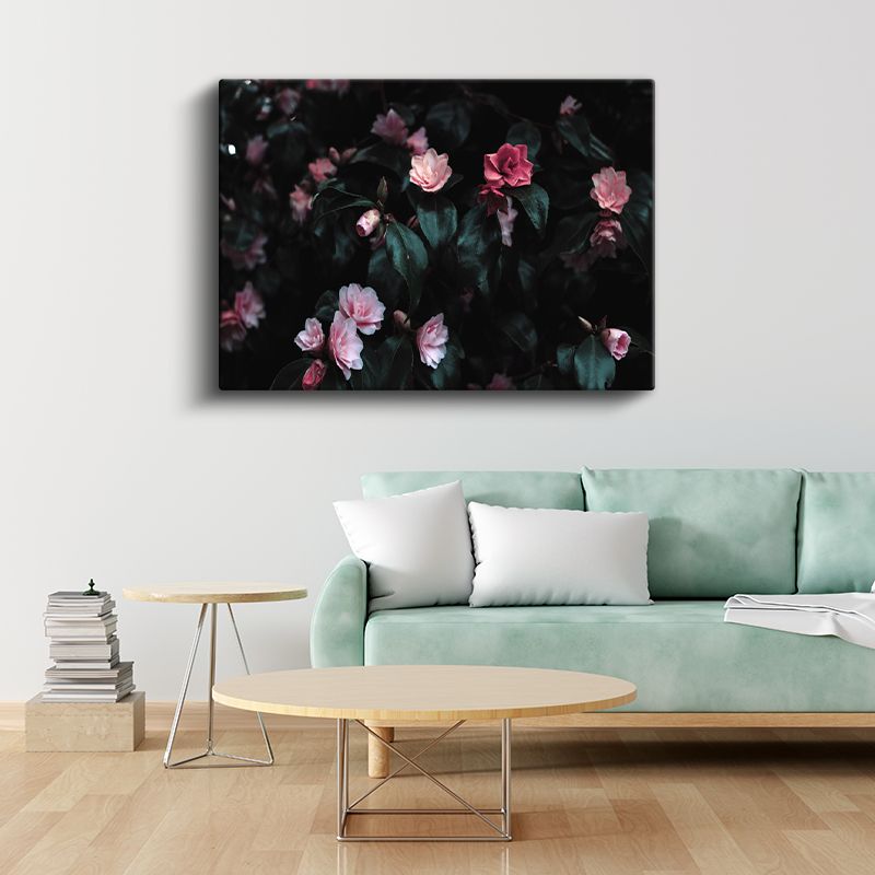 Kamelya Çiçekleri - Koyu Yapraklı Romantik Tasarım Kanvas Tablo