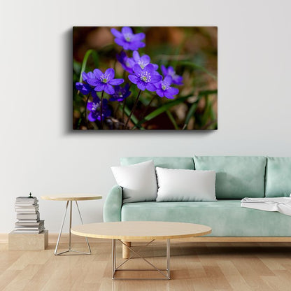 Mavi Orman Çiçekleri - Yeşil Yapraklı Bahar Kanvas Tablo