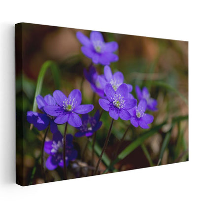 Mavi Orman Çiçekleri - Yeşil Yapraklı Bahar Kanvas Tablo