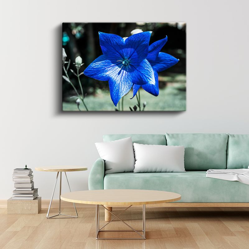 Mavi Çan Çiçeği - Damar Detaylı Çiçek Kanvas Tablo