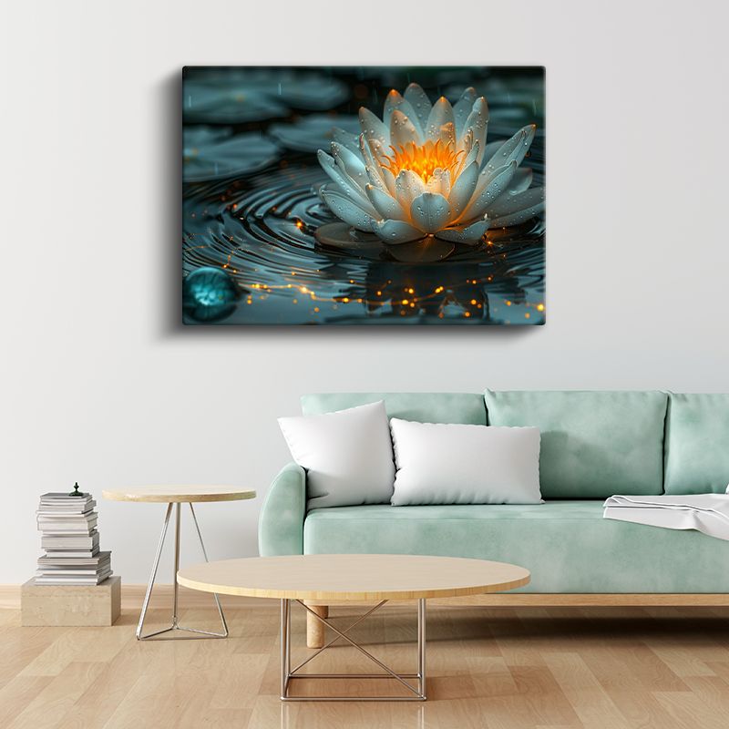 Işıklı Nilüfer - Su Üzerinde Altın Detaylı Çiçek Kanvas Tablo
