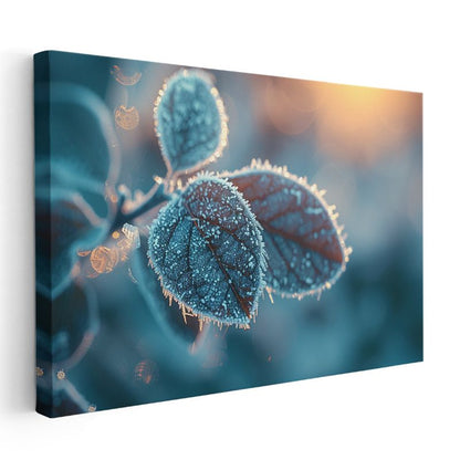 Kırağılı Yapraklar - Gün Doğumu Işığında Makro Çekim Kanvas Tablo