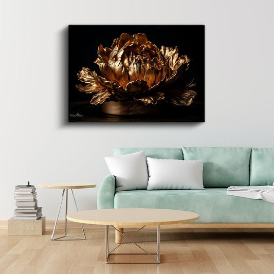 Altın Çiçek - Karanlık Fonda Metalik Şakayık Kanvas Tablo