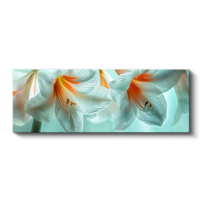 Beyaz Zambaklar - Turuncu Detaylı Makro Çekim Çiçek Fotoğrafı Kanvas Tablo