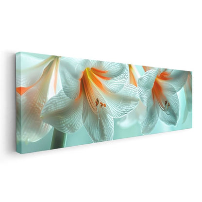 Beyaz Zambaklar - Turuncu Detaylı Makro Çekim Çiçek Fotoğrafı Kanvas Tablo