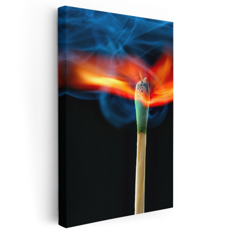 Yanan Kibrit - Ateş ve Duman Detayı Kanvas Tablo