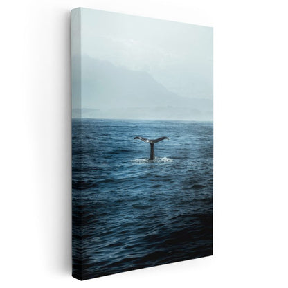 Balina Kuyruğu - Derin Sularda Zarif Dalış Kanvas Tablo