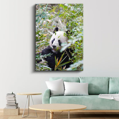Bambu Pandası - Yeşillikler Arasında Yemek Molası Kanvas Tablo