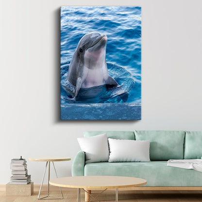 Yunus Portresi - Mavi Suda Gülümseyen Zeki Memeli Kanvas Tablo