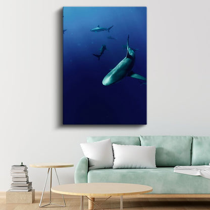 Köpekbalığı Sürüsü - Derin Mavide Yüzen Avcılar Kanvas Tablo
