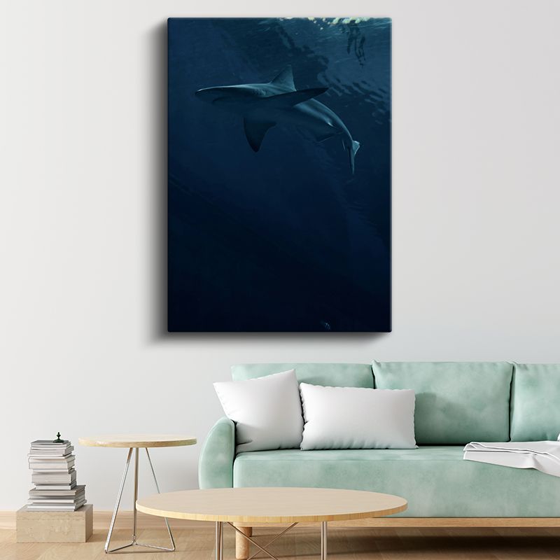 Derin Köpekbalığı - Karanlık Sularda Sessiz Yüzüş Kanvas Tablo