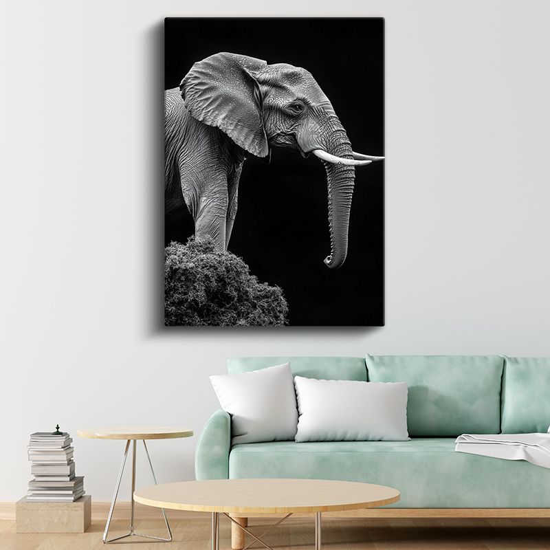 Asil Fil - Siyah Beyaz Detaylı Portre Kanvas Tablo