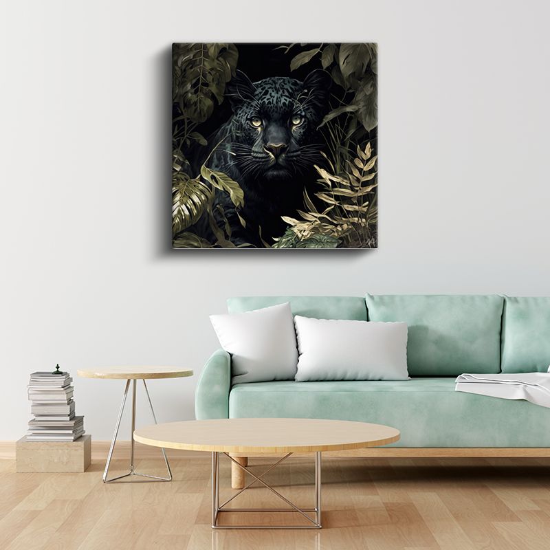 Orman Bekçisi Panter - Yapraklar Arasından Bakan Keskin Bakışlı Avcı Kanvas Tablo