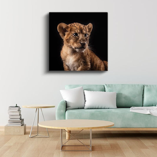 Aslan Yavrusu Portresi - Gelecekteki Orman Kralının Gücü Kanvas Tablo