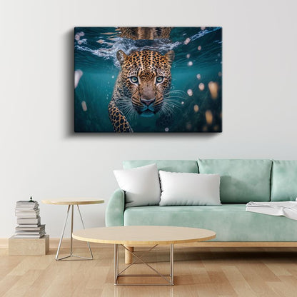 Su Altı Leoparı - Mavi Derinliklerde Benekli Avcı Kanvas Tablo