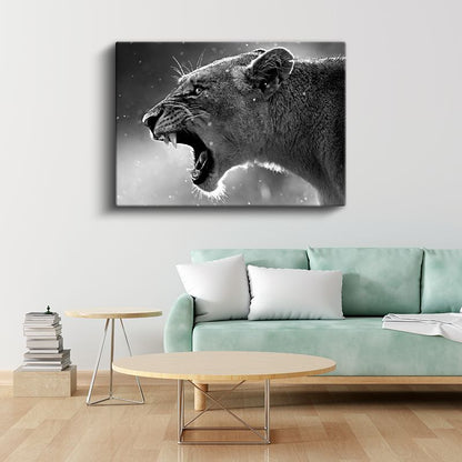 Kükreyen Aslan - Vahşi Doğanın Güçlü Sesi Kanvas Tablo
