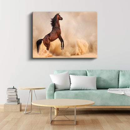 Şaha Kalkan At - Kumda Özgürlük Dansı Kanvas Tablo