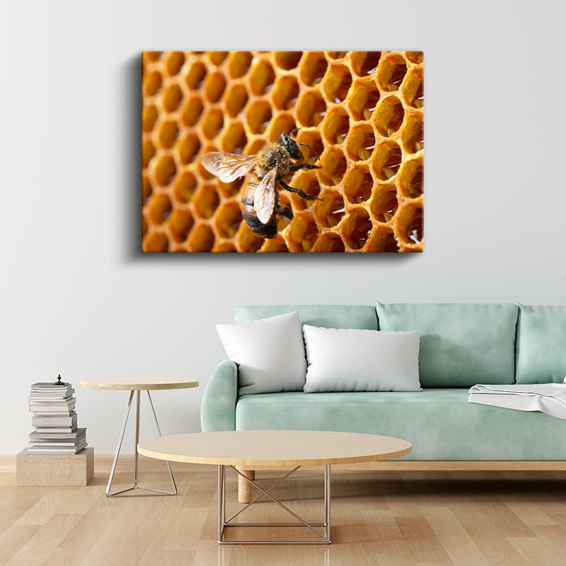 Bal Arısı - Altın Sarısı Petekte Çalışkan İşçi Kanvas Tablo