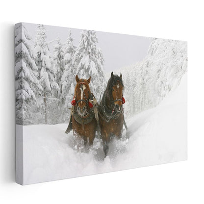 Kış Atları - Karlı Ormanda Koşan İkili Kanvas Tablo