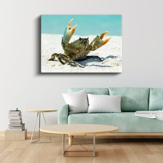 Sahil Yengeci - Kıskaçlarını Kaldırmış Cesur Duruş Kanvas Tablo