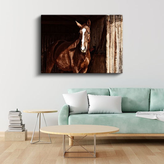Kahverengi At - Ahırda Asil Duruş Kanvas Tablo