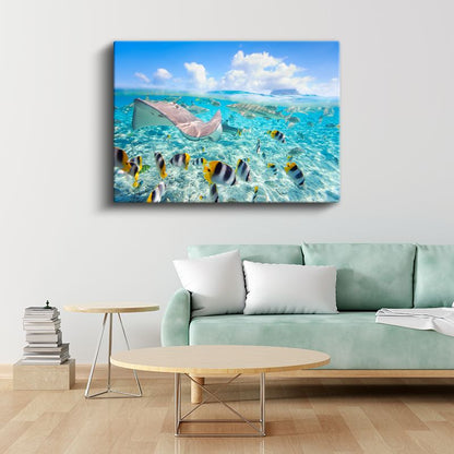Vatoz Yolculuğu - Turkuaz Sularda Süzülüş Kanvas Tablo