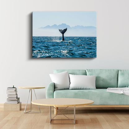 Balina Kuyruğu - Mavi Sularda Yükselen Zarafet Kanvas Tablo