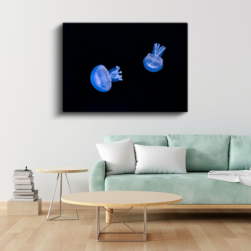 Mavi Denizanaları - Derin Karanlıkta Dans Eden İkili Kanvas Tablo