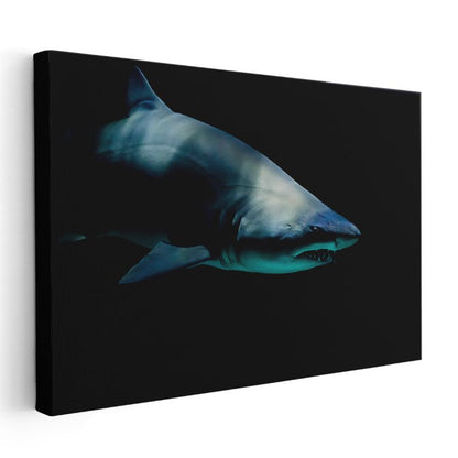Karanlık Sularda Köpekbalığı - Yandan Profil Kanvas Tablo