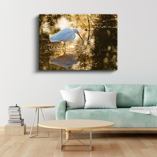Altın Suda Balıkçıl - Işıltılı Yansıma Kanvas Tablo