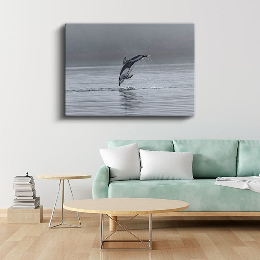 Sıçrayan Yunus - Gri Sularda Özgürlük Anı Kanvas Tablo